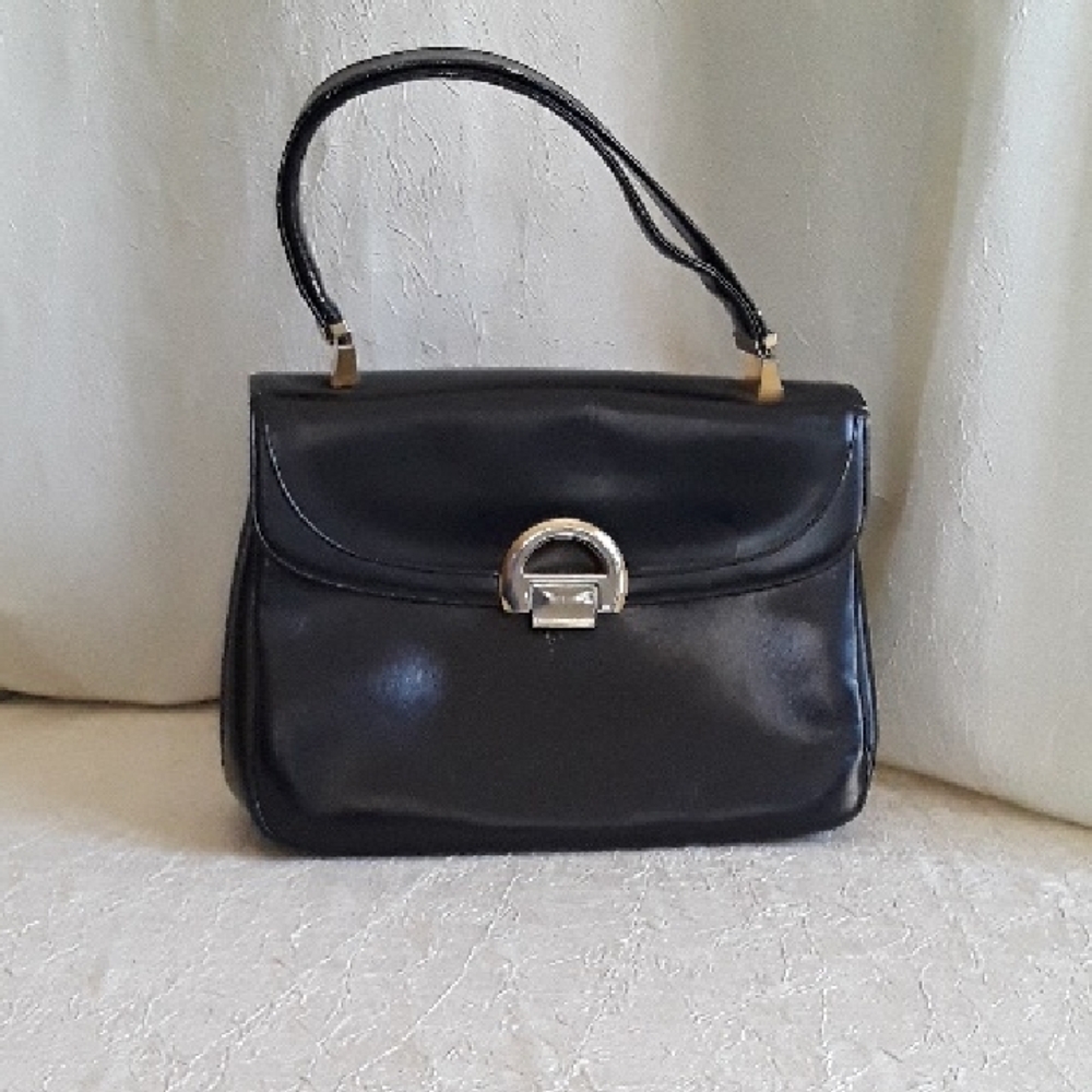 Vintage Deep Blue Leather Shoulder/ Hand Bag with Gold Clasp